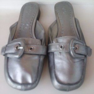 CATO Metallic Gray Open Back Mules Slides Loafers Comfort Shoes Women Size 8